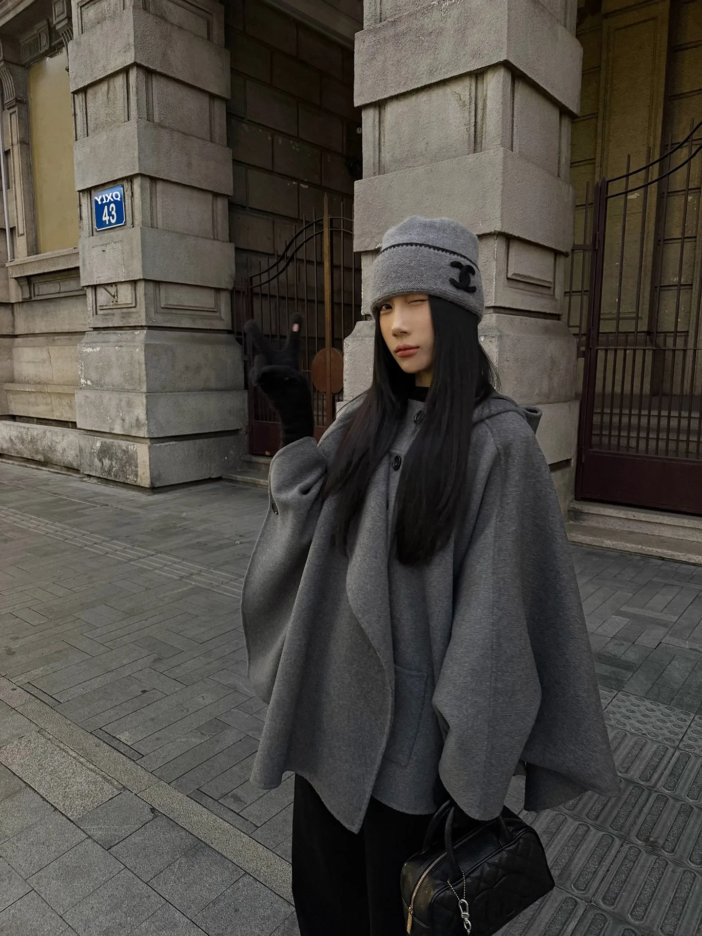 

Double-Sided Woolen Cloak ort Coat Women's Korean Sle Hat ey Woolen Outerwear Young Commuter Thiened Winter Coat