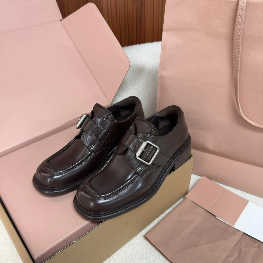 2026 High Quality Autumn Women Shoes Retro Buckle Strap Block Heel Shoes For Office Commute ch24090840