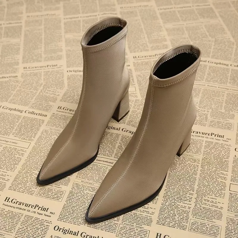 

2025Spring New Womens Boots Fashion Pointed Toe Short Boots Zipper Ankle Boots for Women Leather Casual Chelsea Boot Botas Mujer