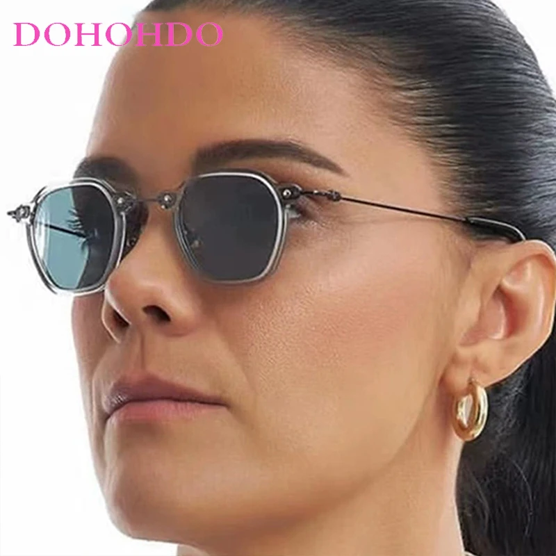 Classic Small Square Frame Metal Leg Women Sunglasses Brand Design Retro Men Sun Glasses Outdoor Driving Travel Eyewear UV400