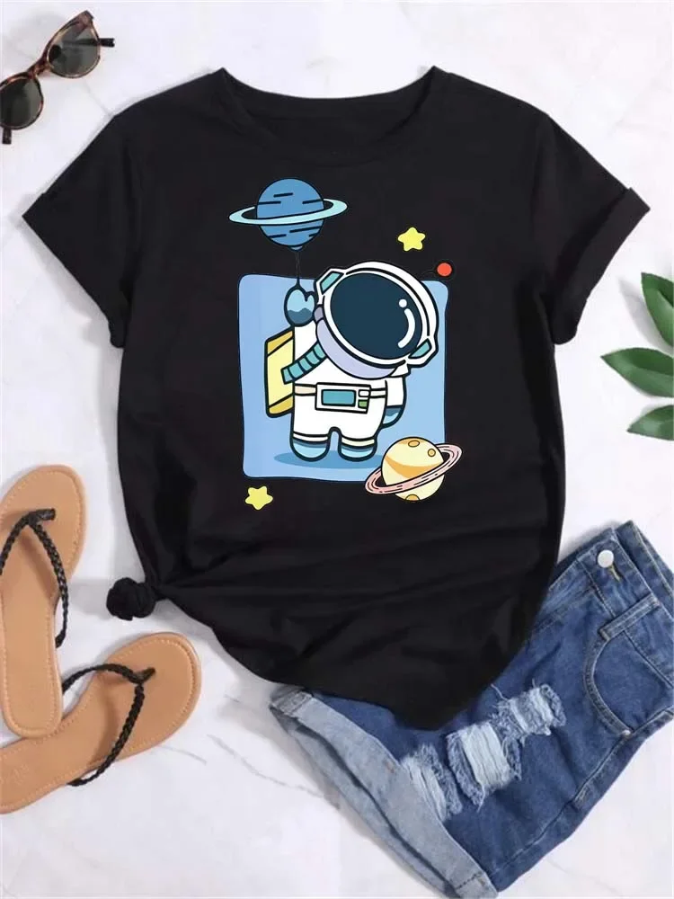 

Round Neck Short Sleeve Streetwear Female T-Shirt Vintage Tops T Shirt Women Moon Planet Print Fashion Tee Shirts Casual