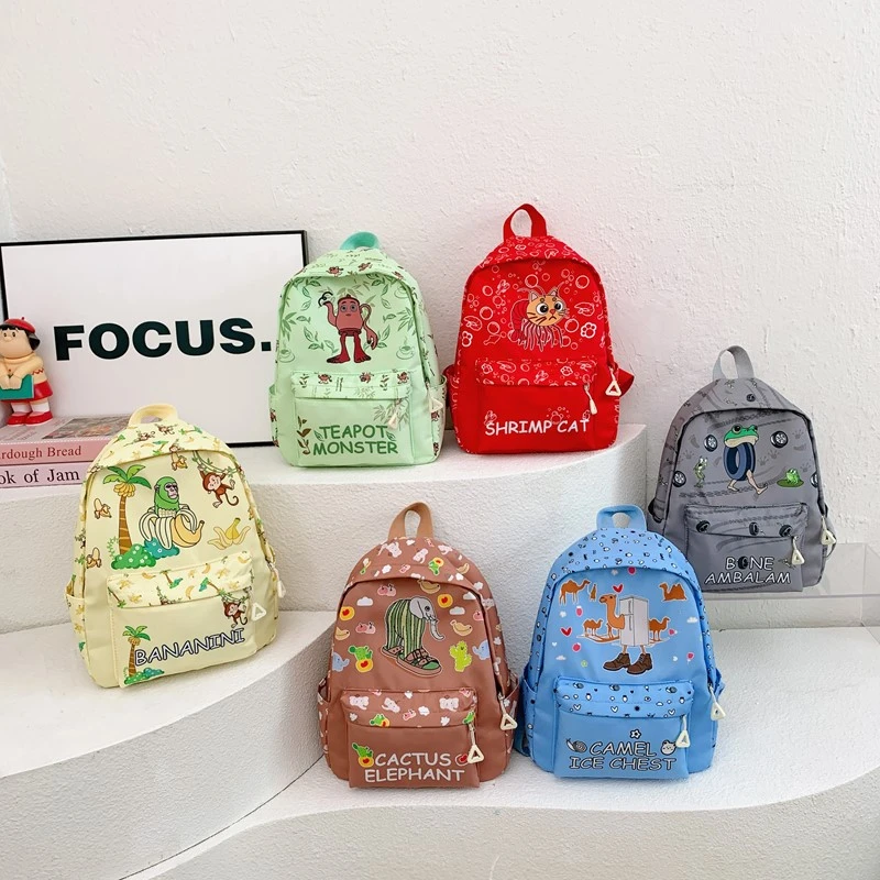 

Новый студенческий рюкзак с мультяшным принтом для мальчиков и девочек, милый, легкий, просторный, идеально подходит для прогулок и путешествий.