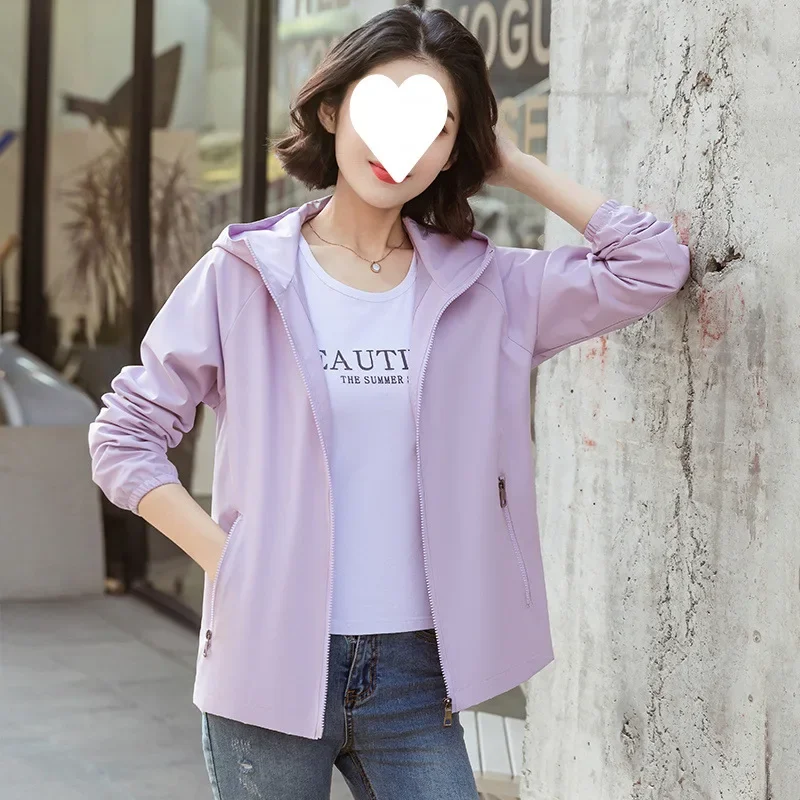 Windjack Dames 2025, Lente Herfst Nieuwe Trenchcoat Vrouwelijke Sport Vrije tijd bergbeklimmen Bovenkleding Rits met capuchon Uitloper