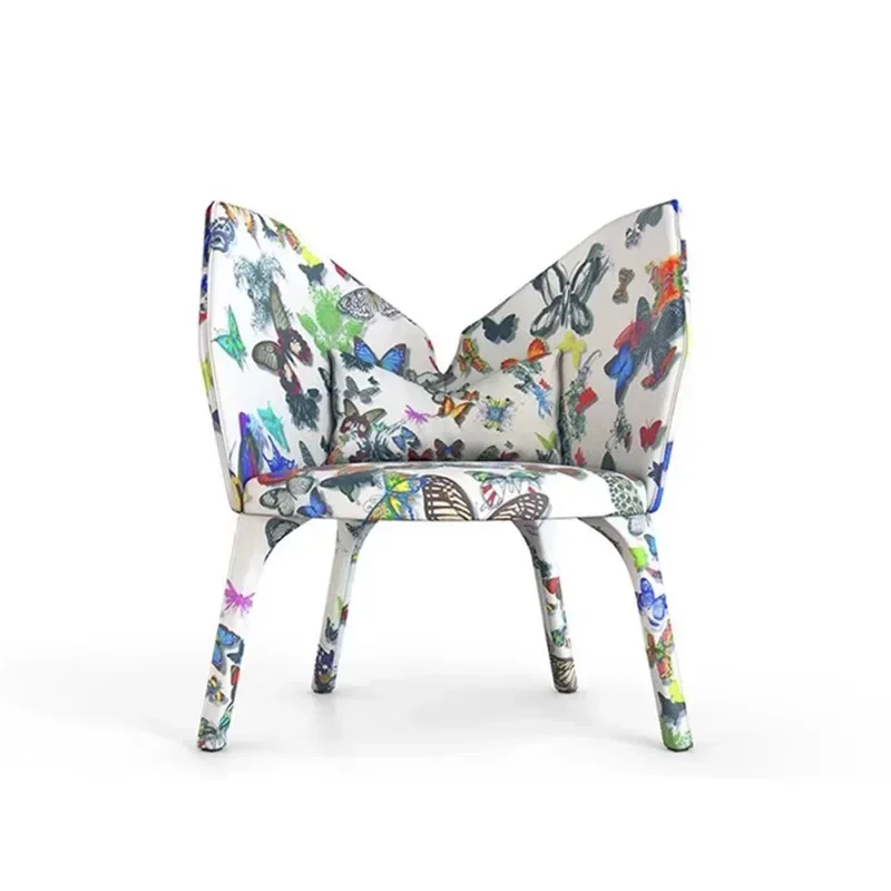 Single butterfly chair is fashionable and atmospheric, very beautiful and practical
