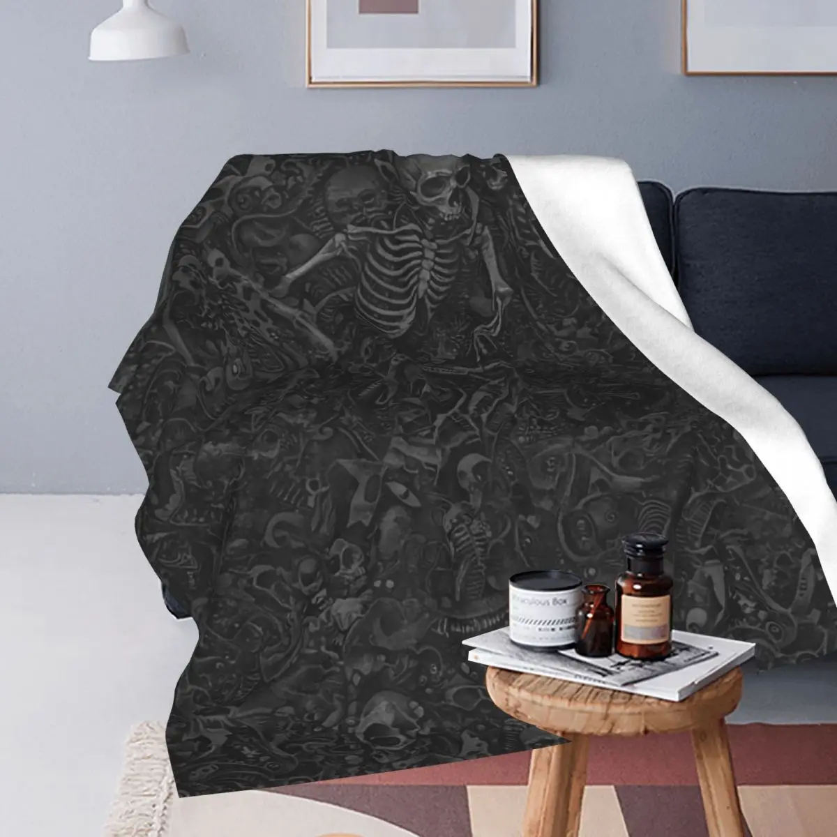 Skull Floral Rose Thorn Gothic Blankets Soft Warm Flannel Throw Blanket Bedspread for Bed Travel Home Sofa