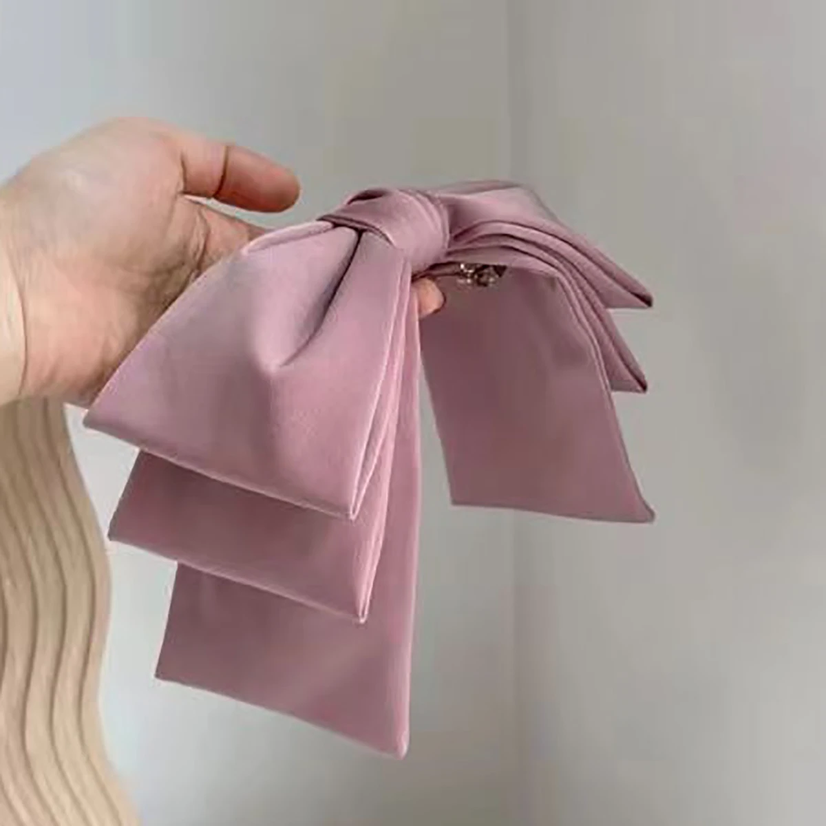 Große Satin-Haarschleifen Elegante Einfarbige Haarspangen für Damen und Mädchen Frisuren – Detail 8