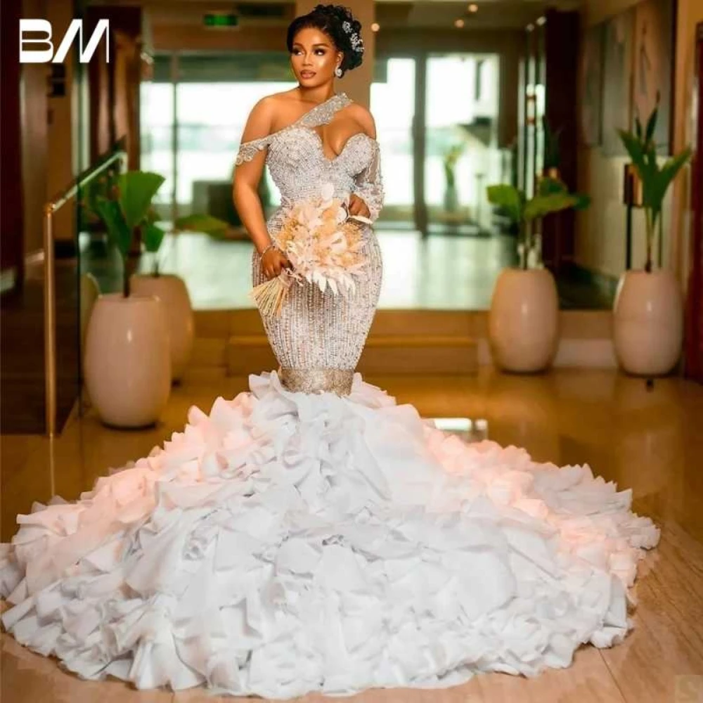 African Mermaid Heavy Beads Wedding Dress Exquisite Asymmetrical Neckline Ruffles Wear With Detachable Train Stunning Bride Gown