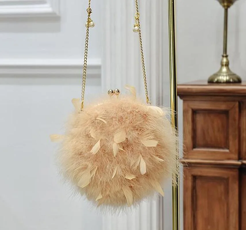 Feather Handbag for Women Luxury Circular Bag Small Chain Shoulder Crossbody Bags for Women Evening Party Plush Clutch Bags