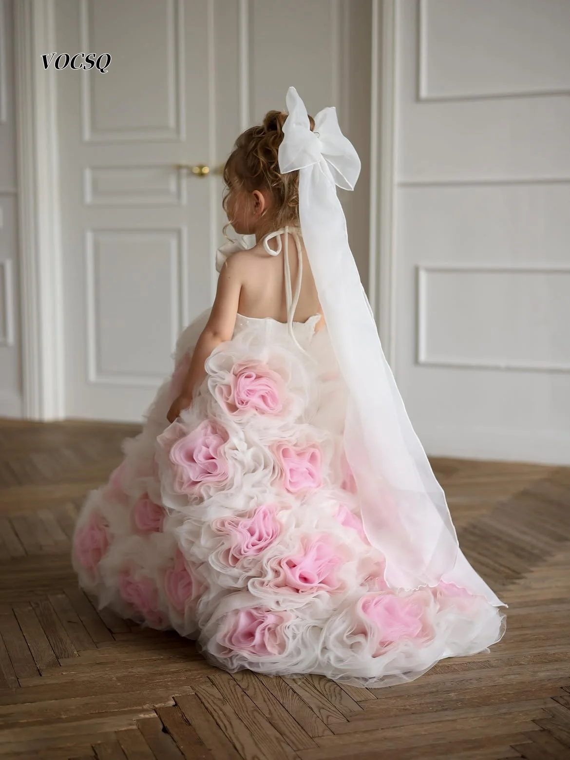 Flower Girl Dress Halter Big Bow 3D Pink Rose Tulle Ball Gown Backless Train Kids Princess Dress Wedding Children Formal Gown