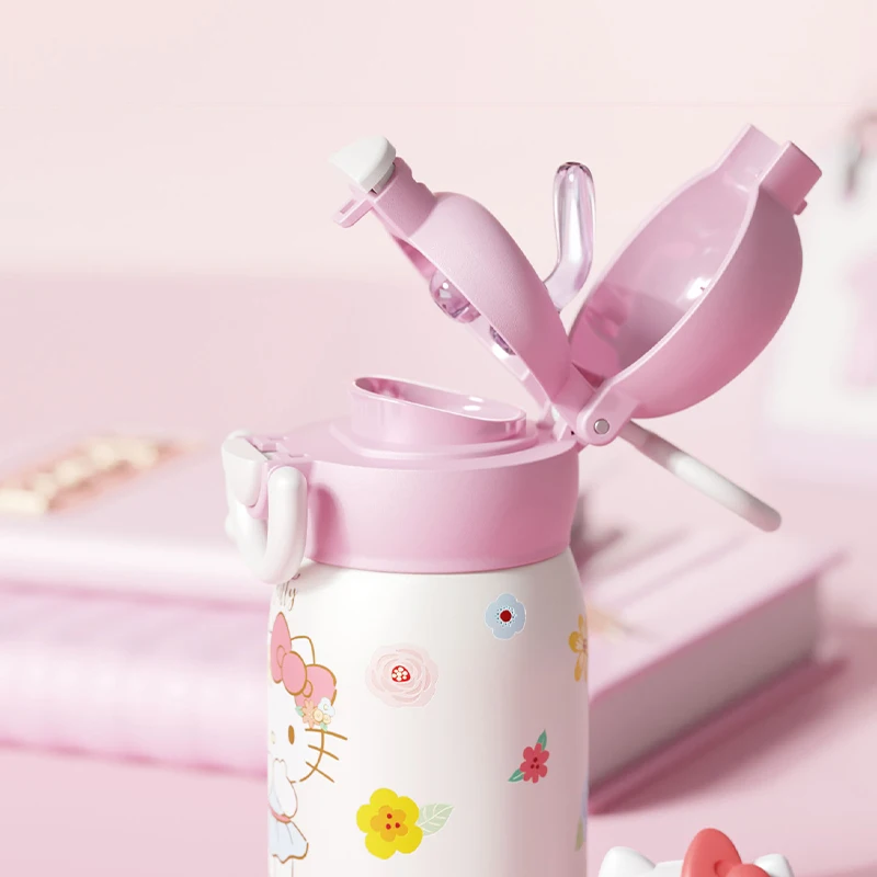 Neue Sanrio 220 ml Wasser Tasse Cartoon Hellokitty Kuromi Klavier Doppel Trinken Isolierte Tasse Für Student Mini Tasche Tragbare Tasse geschenk