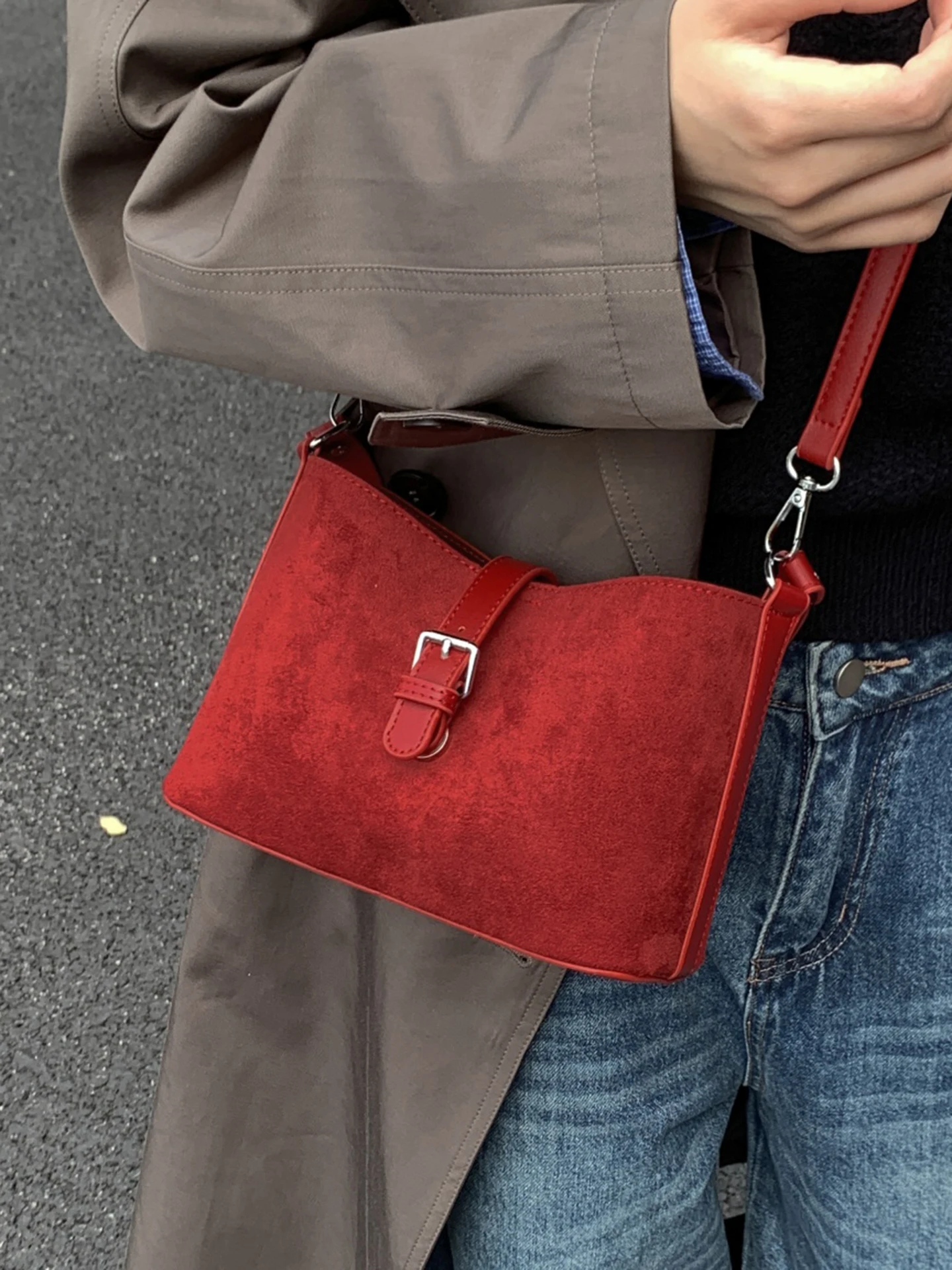 

Женские сумки-мессенджеры из искусственной замши в стиле ретро, корейская версия, модная однотонная универсальная сумка на плечо, женские повседневные сумки