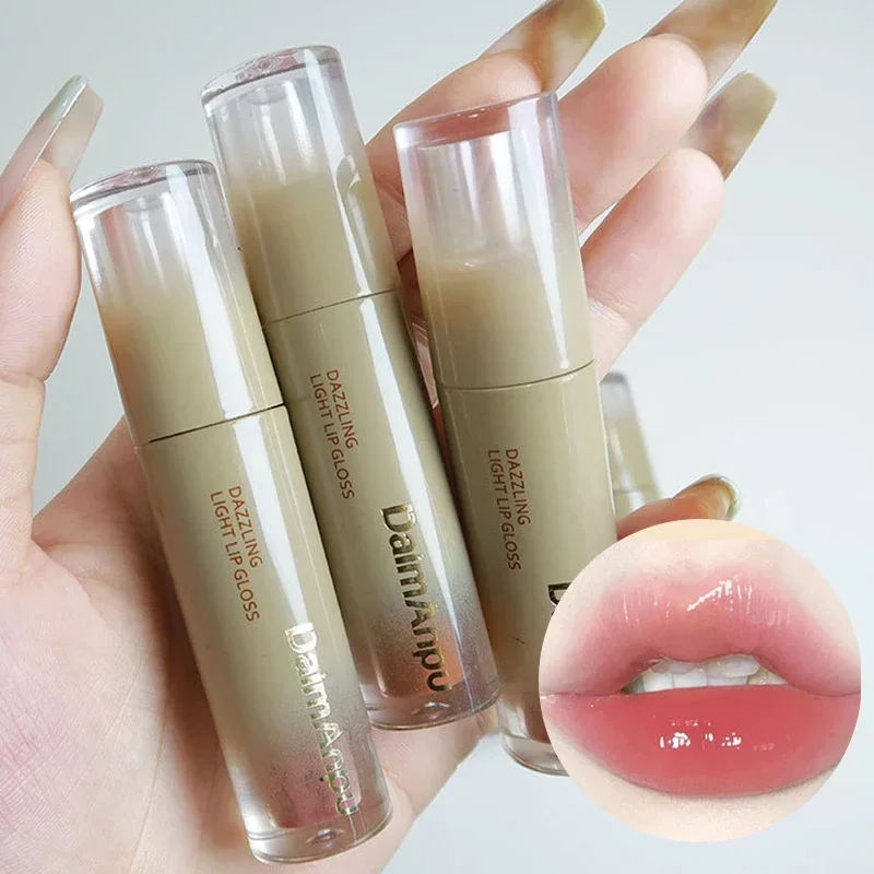 لماذا يُعدّ Lipslight خيارًا مثاليًا للشفاه المتألقة بلمعان طبيعي وطويل الأمد؟