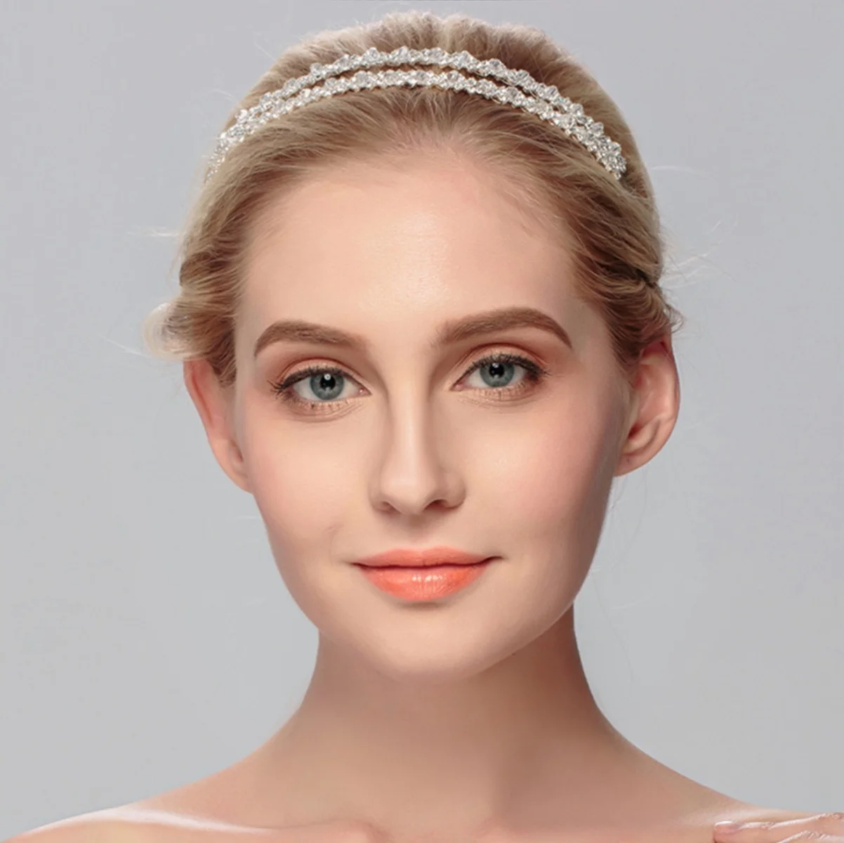 

Shiny Double Layer Crystal Hair Bands for Women Girls Rhinestone Sparkle Headband Bezel Hair Hoops Fashion Hair Accessories