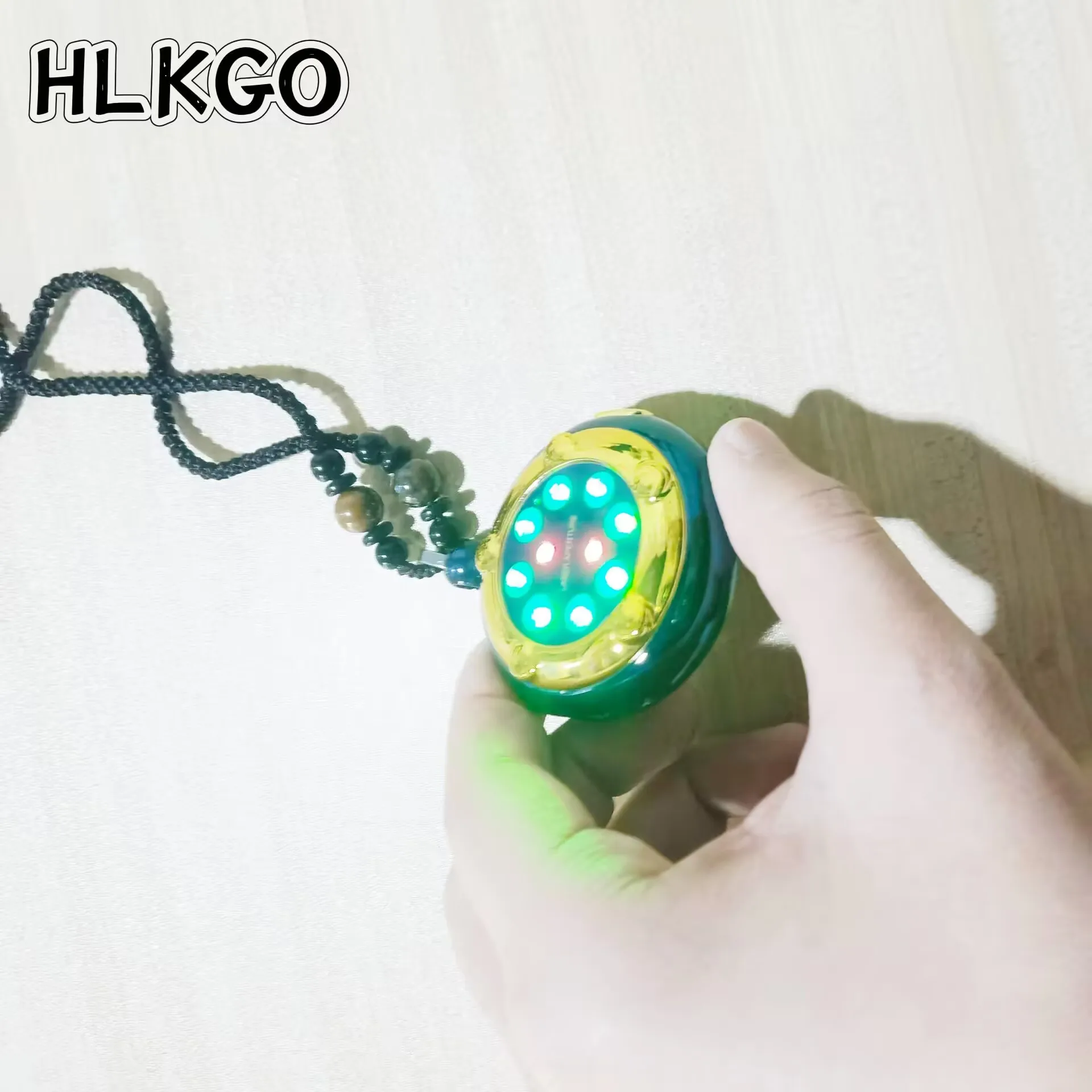 

Красные, желтые, синие, зеленые и фиолетовые пятицветные лазерные диоды HLKGO защищают сердце и предотвратить хорошее здоровье — устройство