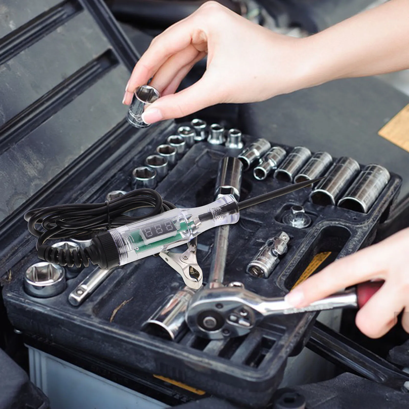 

Digital Automotive Circuit Tester Electric Voltage Test Pen 6-24V LED Light Metal Probe Continuity Tester Power Circuit Check