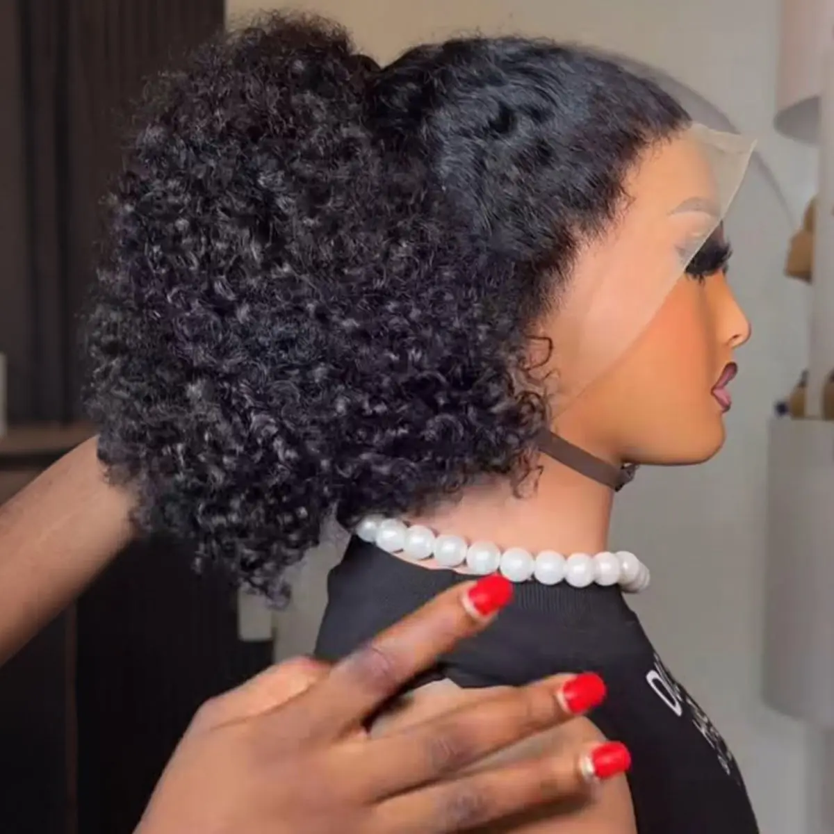 Kurzer Bob-Schnitt, stumpfer Pixie-Afro-Kinky-Curly-Soft-HD-Full-Lace-Frontal-13X4X1-Perücke für Frauen, vorgezupft mit Babyhaar, kostenlose Geschenke – Detail 4