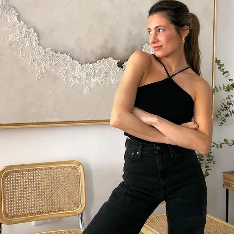 2023 New Summer Dress Thin Shoulder Strap Women's Top Tank Top Casual Slim Soft Comfortable Sexy Solid Color Hanging Neck Top