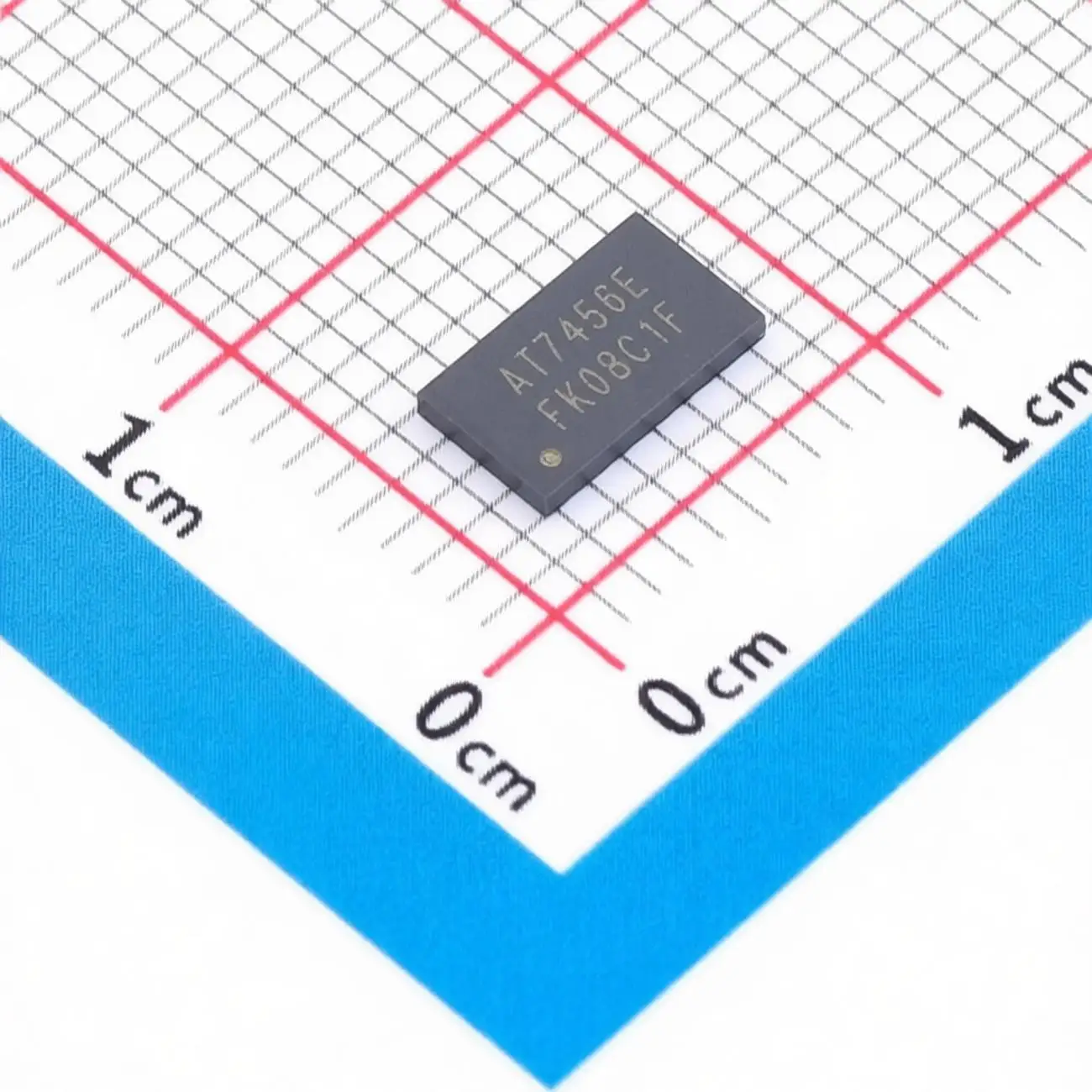 AT7456E OSD character overlay chip, video overlay for MAX7456 replacement, supports NTSC/PAL, SPI, TSSOP-28