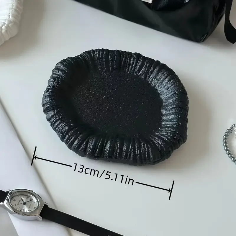 Simple Creative Irregular Ceramic Jewelry Storage Tray Jewelry Earrings Display Desktop Accessories Give Friends Birthday Gifts