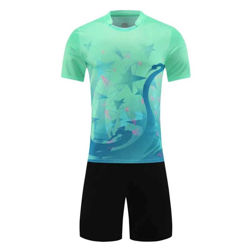 

Мужская и женская комплексная тренировочная одежда. Детская рубашка для соревнований по настольному теннису. Спортивная одежда. Футбольный тренировочный комплект.