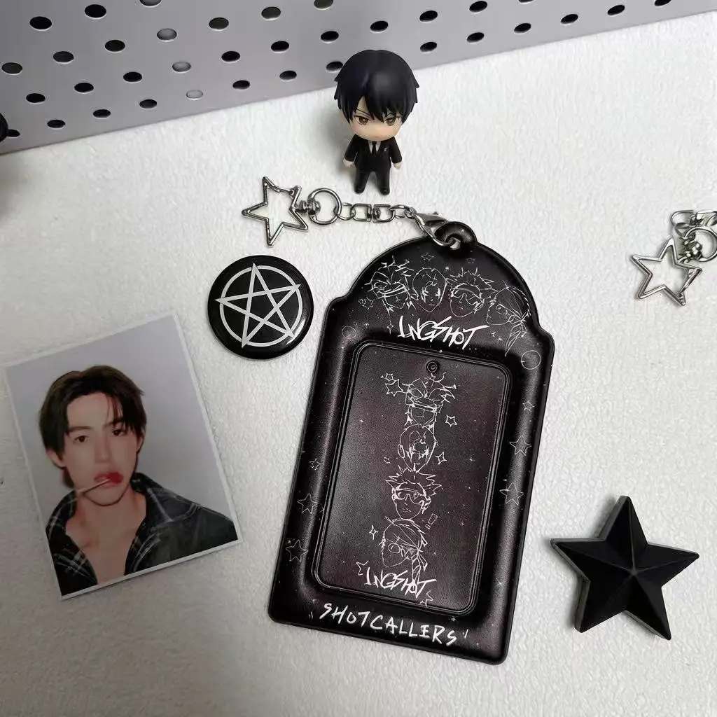 Sternenhimmel Schwarzer PVC-Kartenhalter Kpop Idol Aufbewahrung Fotokarten Essenskarten Display-Anhänger – Detail 6
