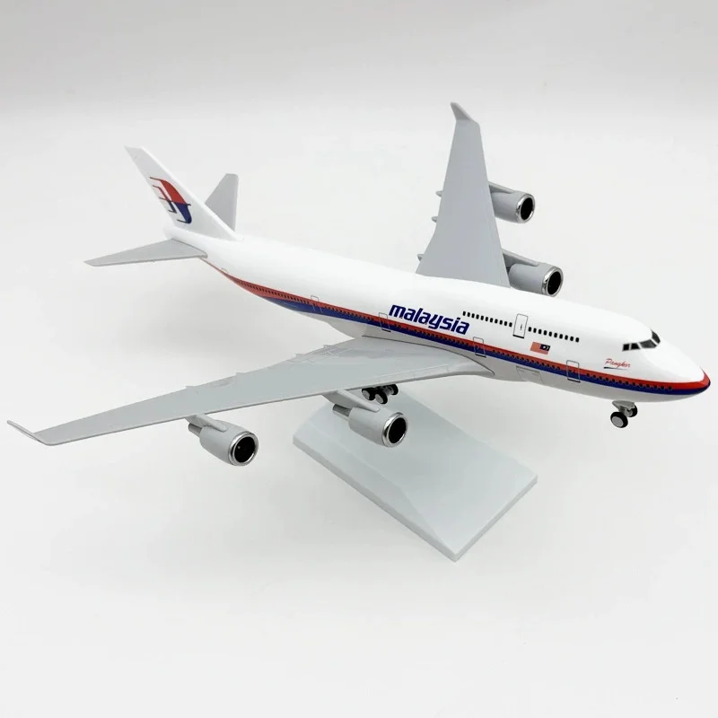 طائرة أطفال 30 سنتيمتر B747 الخطوط الجوية الماليزية نموذج طائرة دييكاست ألعاب أطفال ألعاب نموذج طائرة لعبة طفل لمجموعات هدية