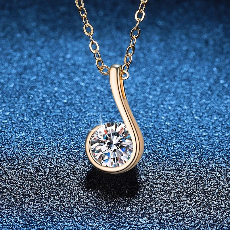European and American Platinum PT950 Necklace 18k Gold Moissanite Note Pendant Temperament 1 Carat D-color Moissanite Necklace