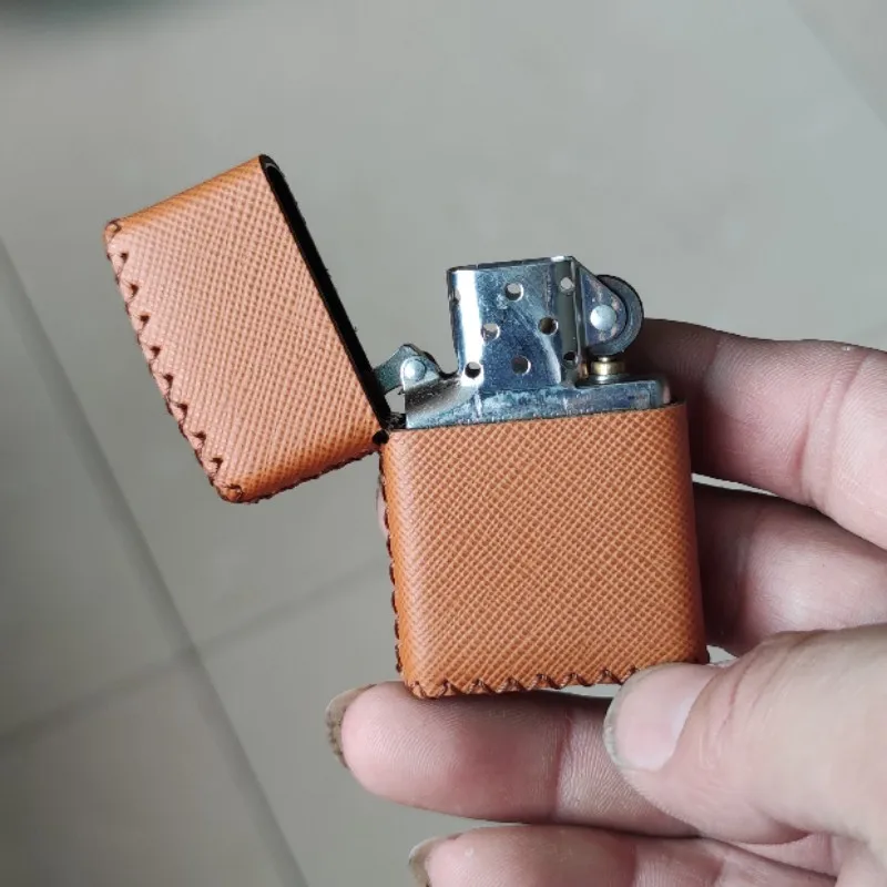 Genuine Leather Lighter Case Cowhide Custom Protective Sleeve Lighter Storage Belt Bag Handmade for Zipp Lighter Case