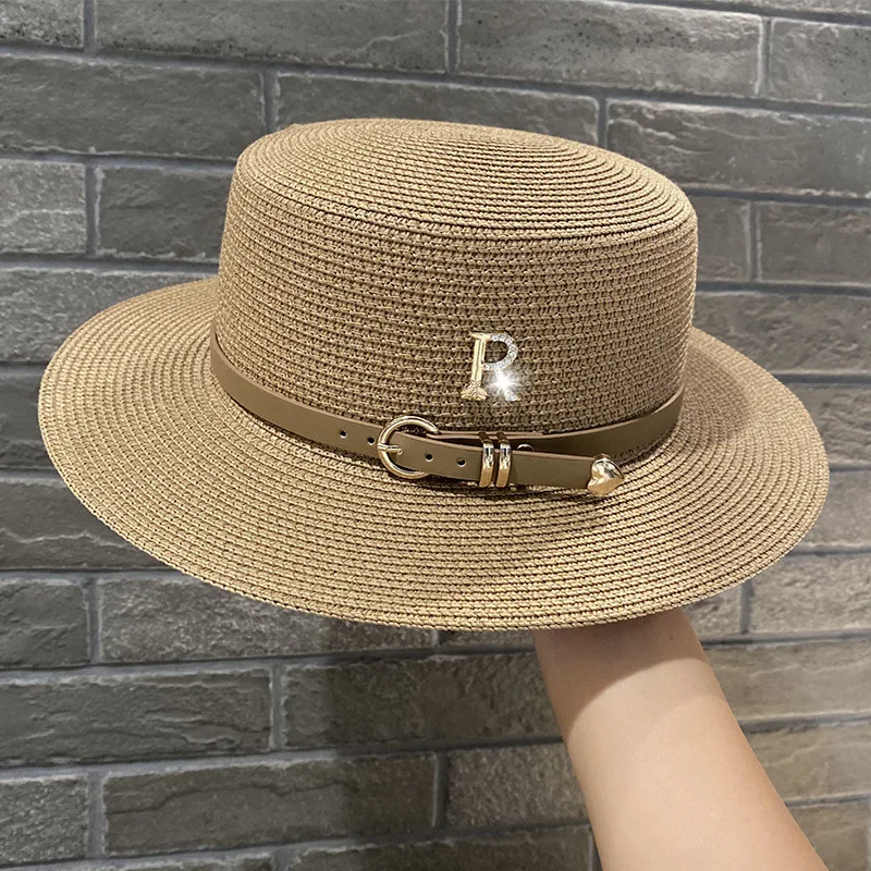 Summer Flat Top Straw Hats for Women New Metal R Letter Fashionable Beach Sun Hat Females Elegant Holidays Boater Hat