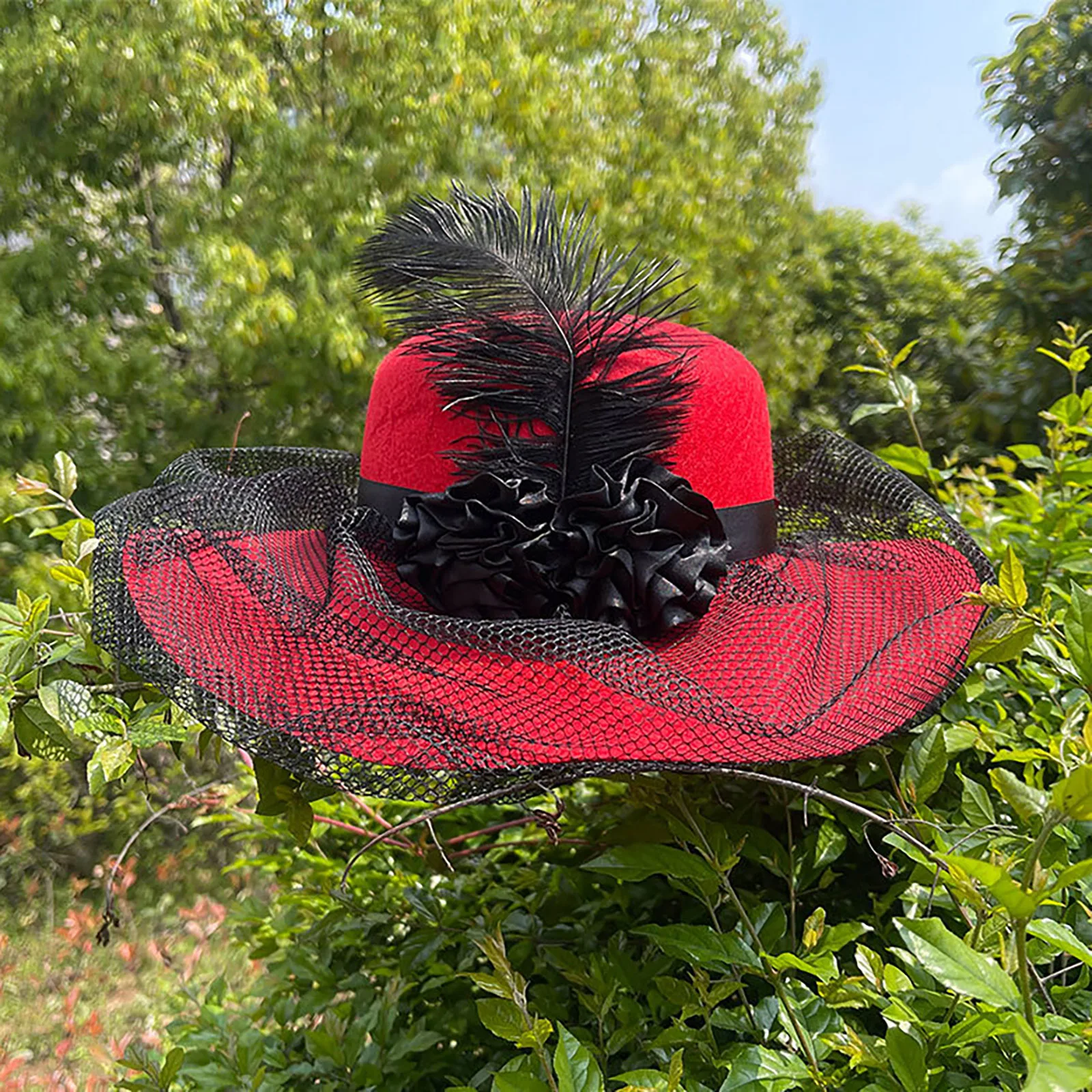 Dames Fascinator Hoeden Bruiloft Kentuckes Derbe Hoeden Voor Vrouwen Mesh Veren Hoeden Grote Brede Rand Fedora Organza Hoed Kerk Hoed