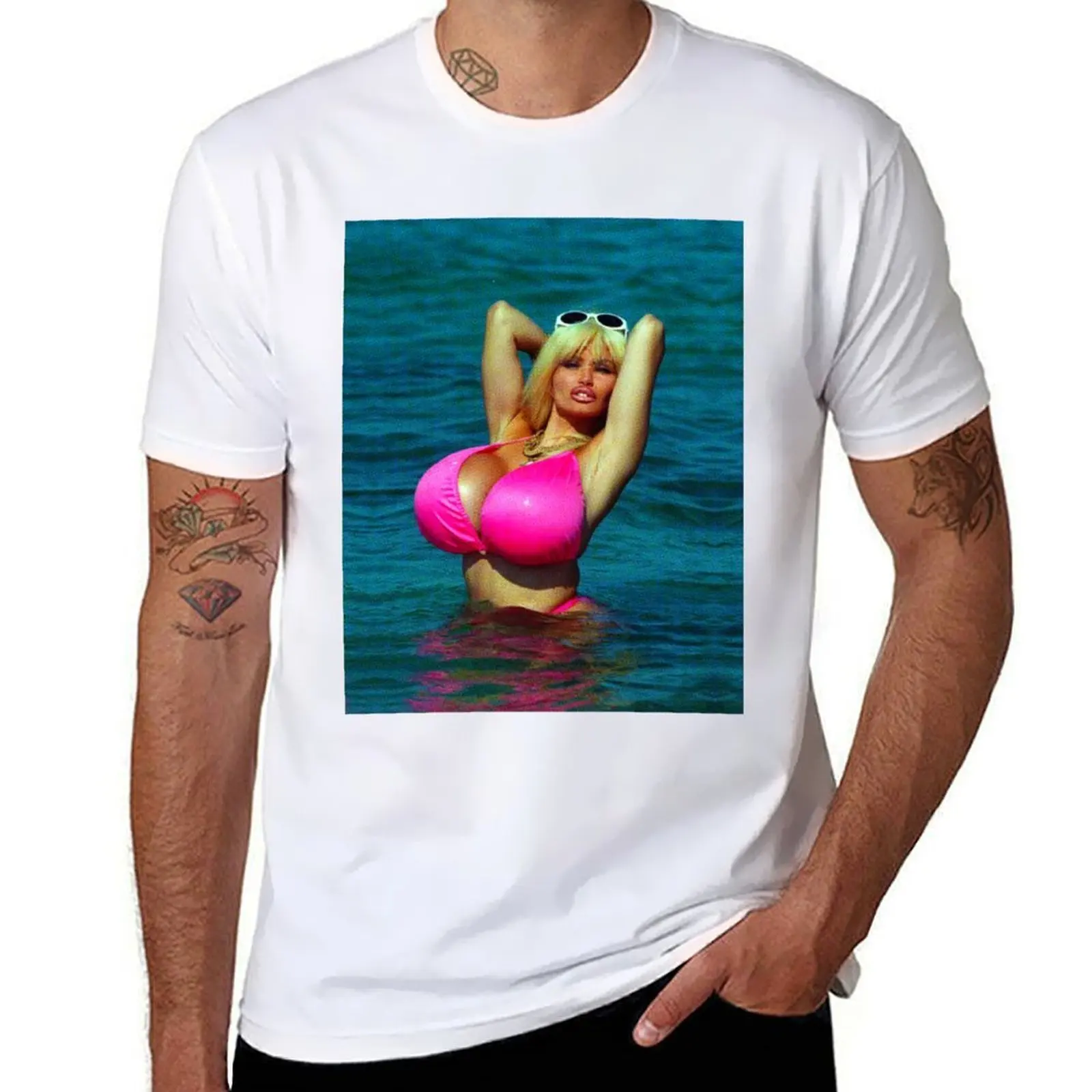 

Lola - Bikini - Pool T-Shirt man t shirts high quality luxury brand man t shirt graphic T-Shirt