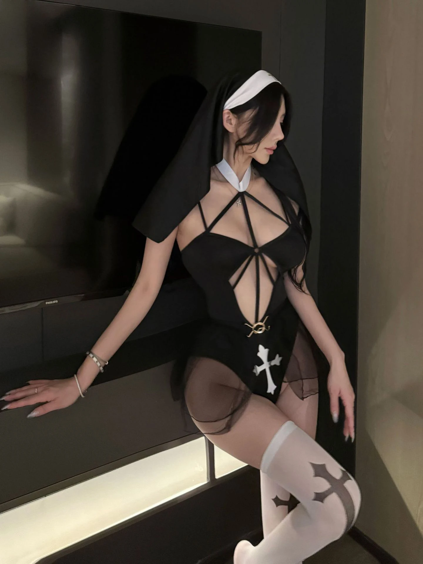 زي راهبة مثير للحفلات الليلية وعروض الجاز والحانات وحفلات الهالوين ولعب الأدوار وملابس التنكر والزي المسرحي العرقي