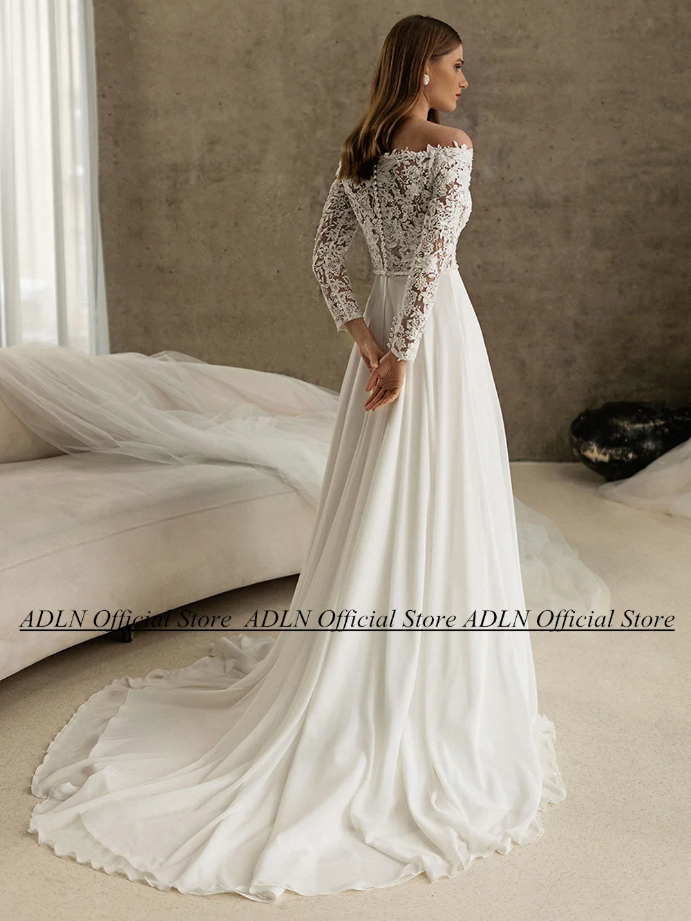 Robe de mariée sexy en mousseline de soie avec appliques en dentelle pour la mariée, col bateau, manches longues, ligne A, train de balayage, robe de patients