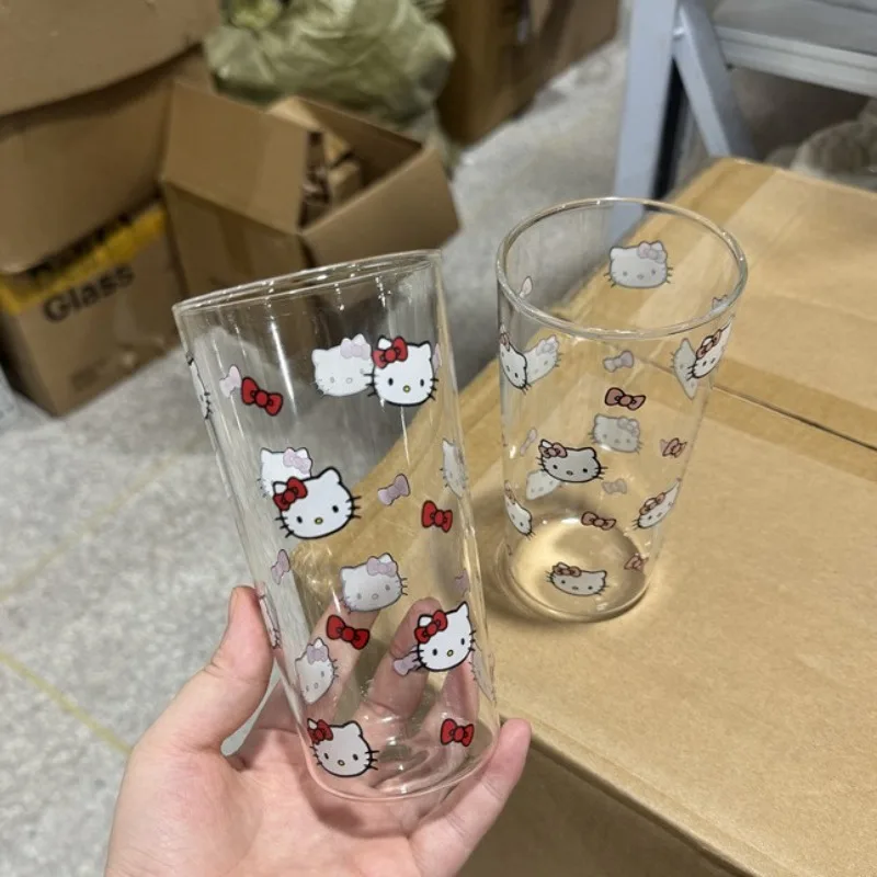 Kawaii Hello Kitty ชั้นเดียวถ้วยความจุขนาดใหญ่ทนความร้อนน้ําอาหารเช้านมกาแฟถ้วยน้ําผลไม้ขายส่งวันหยุดของขวัญ