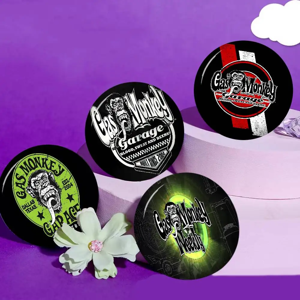 Pin de botón suave de hojalata con logo de Gas Monkey Garage, insignia metálica, accesorios de joyería personalizados para sombrero, bolso y solapa