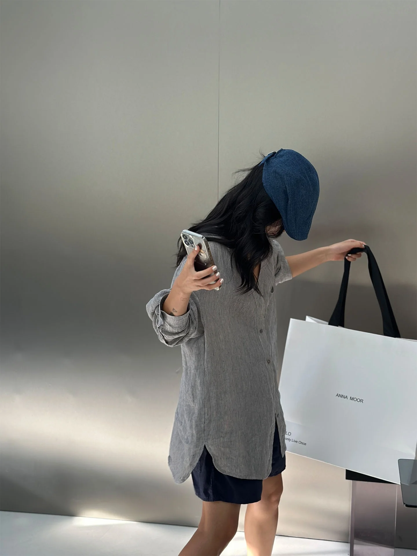 

Comfortable Breathable Pure Linen irt Women's Mid-Length Striped Texture Sensation Raindrop Linen Fabric Street Sle V-Nec...