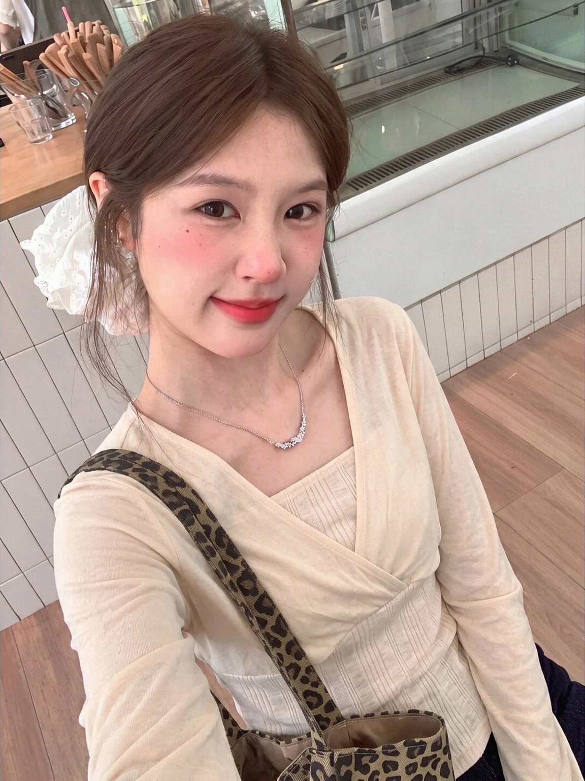 Elegant Korean Style Long Sleeve V-Neck Tube Top T-Shirt Women's Autumn Base Layer Shirt Textured Upper Body Casual Fashion