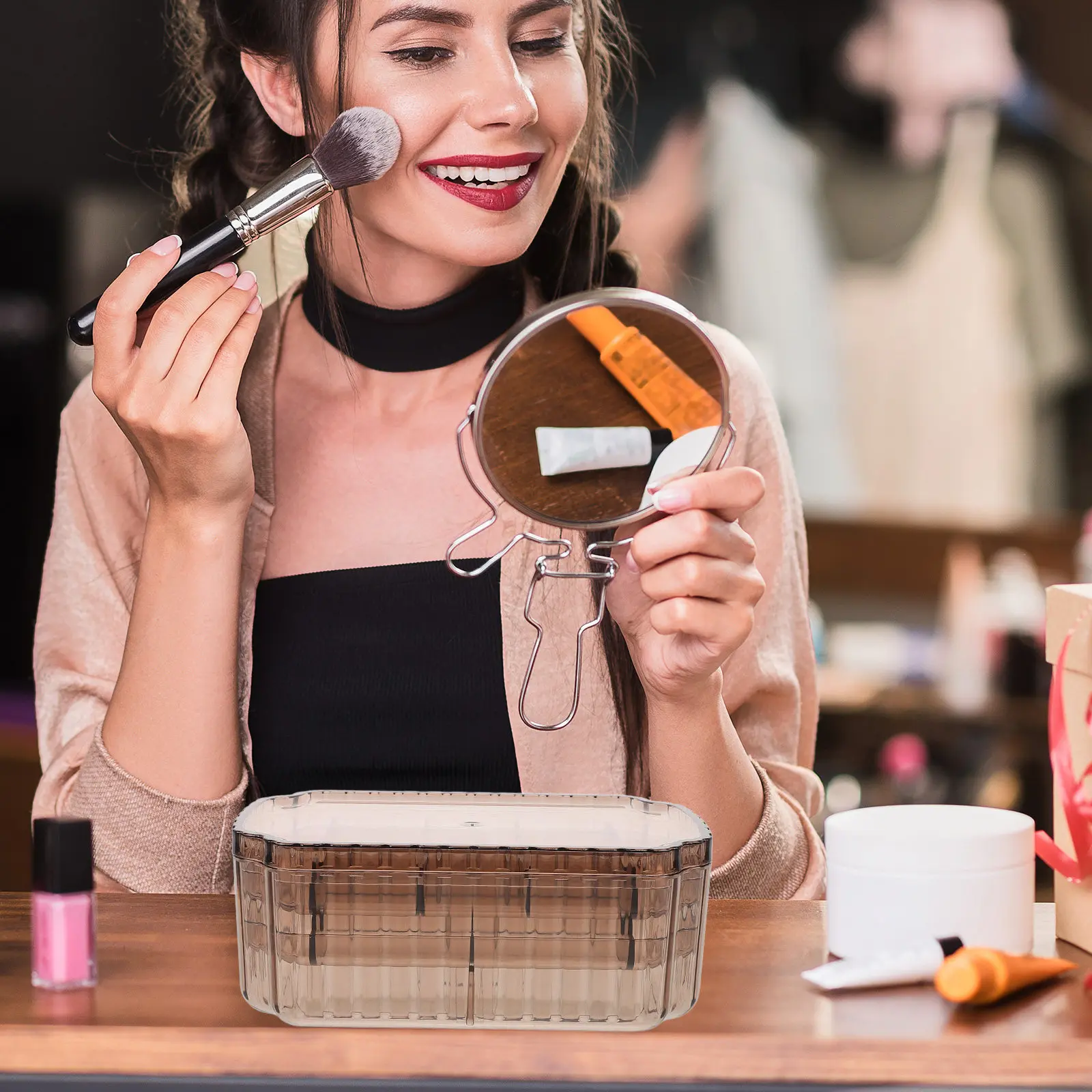 

Маленькая пластиковая многоуровневая коробка-органайзер для украшений: для серег, колец, ожерелий, браслетов, дорожный органайзер для ювелирных изделий