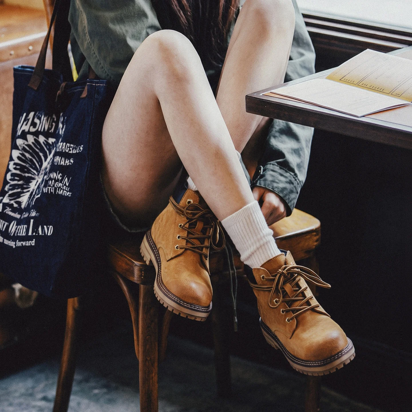Maden Women's Wheat Work Boots Lace Up Mid Calf Boots Outdoor Combat Shoes Nubuck Leather Casual Workwear Chunky Sole Streetwear