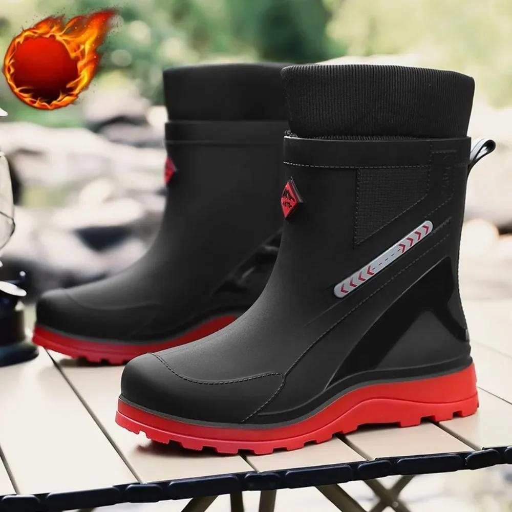 Botas de lluvia de invierno para exteriores, zapatos de goma cálidos de terciopelo antideslizantes especiales para exteriores de tubo medio para hombre, Botas de lluvia para pescar para hombre