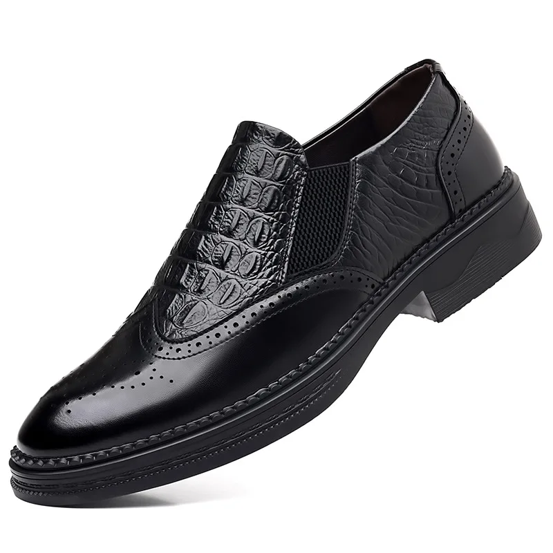 Nuove cravatte piattaforma intagliata inglese Brock scarpe per uomo moda Casual primavera autunno nuovo Designer scarpe eleganti da uomo in pelle di mucca da uomo