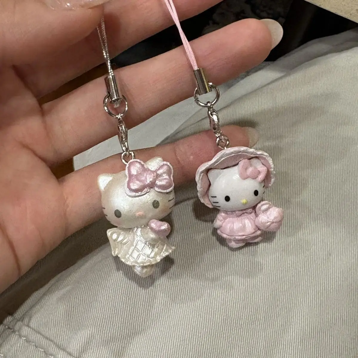 

1pcs 3D Hello Kitty Keychain Wedding Kitty Cat Companion Gift Couple Chain Keychain Valentine's Day Creative Gift Bag Charm