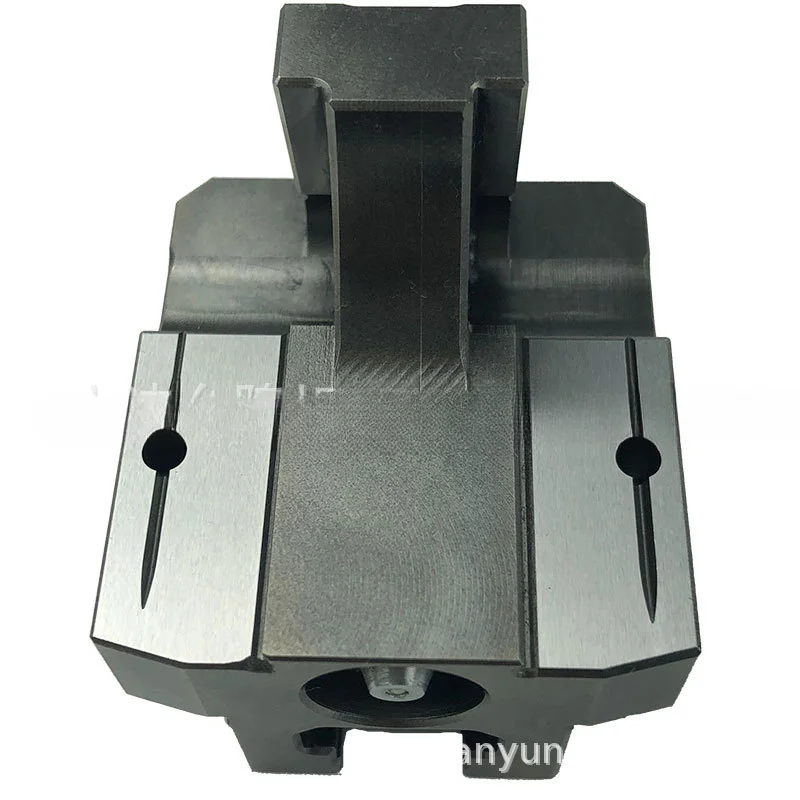 

Three-Jaw Chuck Main Claw