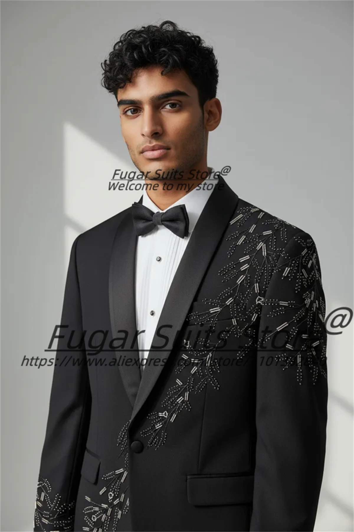Elegant Black Bead Embroidery Groom Wedding Tuxedos Customized Slim Fit Shawl Lapel Men Suits 2 Pieces Sets trajes para hombre