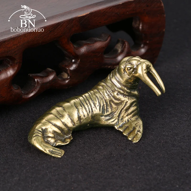 Solid Brass Walrus Figurines Miniatures Living Room Desktop Ornament Tea Pet Sea Animal Small Statue Toy Crafts Home Decorations