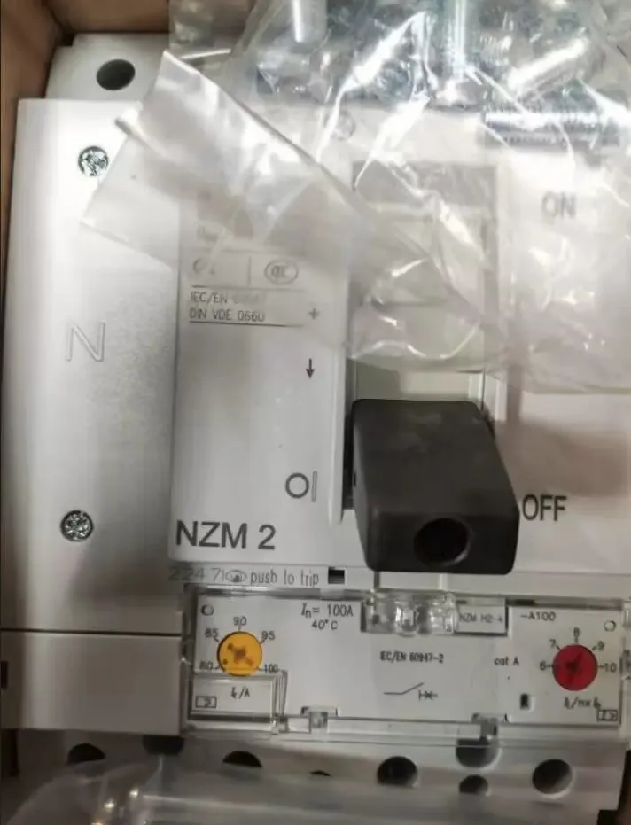 Eaton Muller NZMH2-4-A100 High Breaking 4-Pole Thermal Magnetic Distribution Protection Molded Case Circuit Breaker