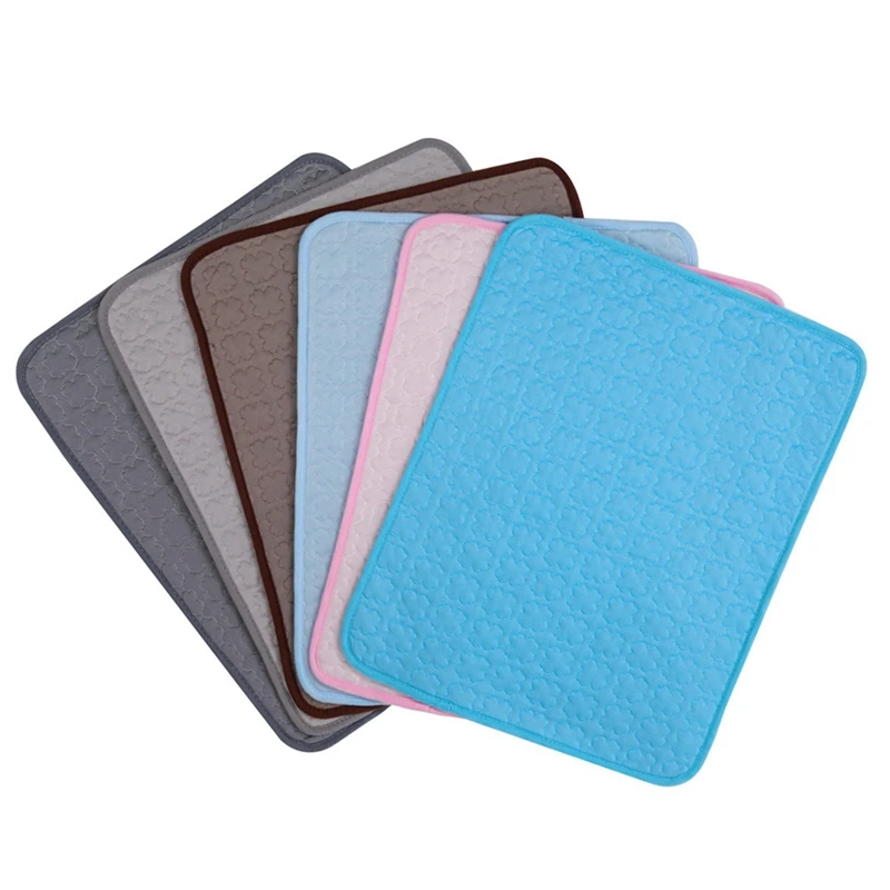 Summer Cooling Mat XS-XL Pet Sleeping Pad for Dogs and Cats Machine Washable Foldable Non-Toxic Summer Pet Blanket