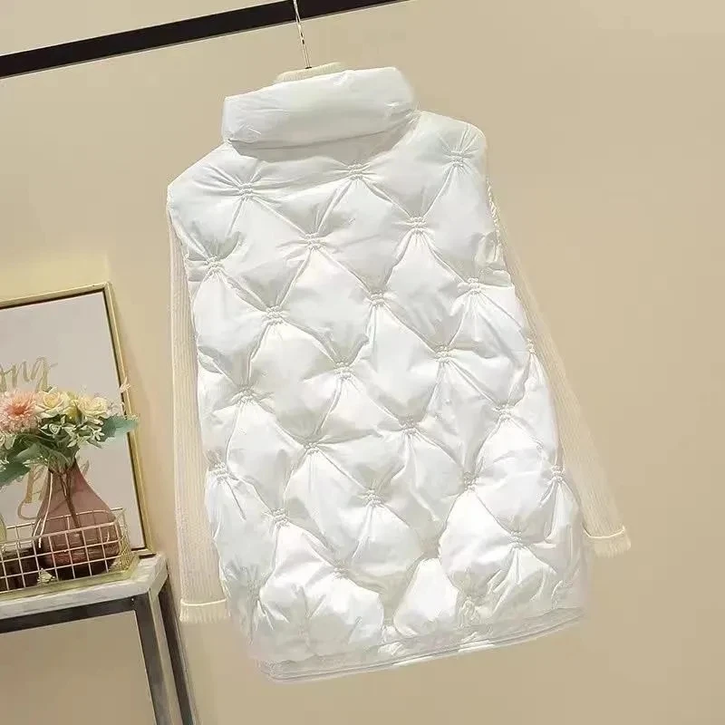Winter Sleeveless Jacket Female Down Vest 2026 New Duck Down Puffer Waistcoat Ultra Light Winderproof Outwear Women Gilet