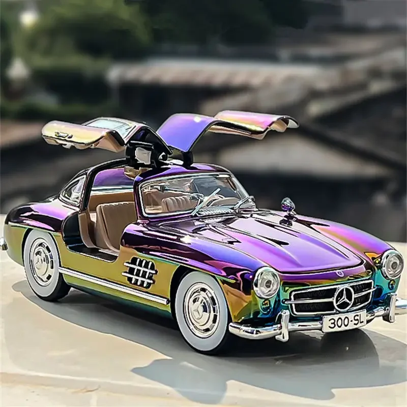 1:24 Benzs 300SL Alloy Electroplating Car Model Diecast Metal Toy Classic Vehicle Car Model Simulation Sound and Light Kids Gift