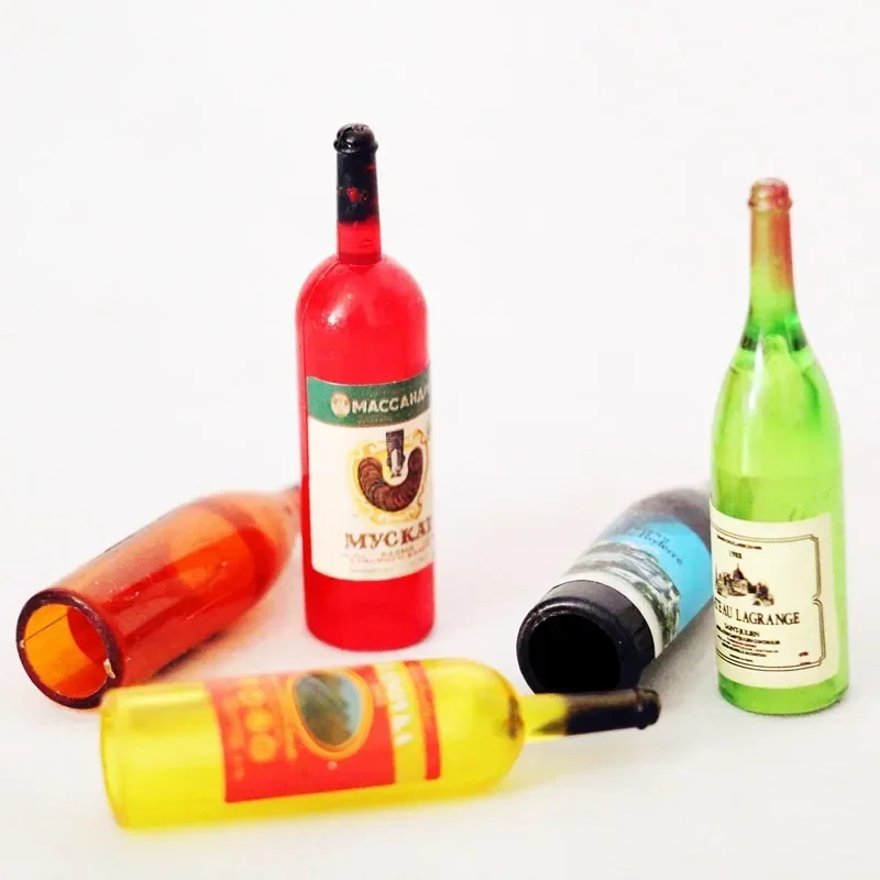 5Pcs Miniature Dry Red Wine Bottle Model Dollhouse Creative Pocket Props DIY Accessories for Bar Scene Decoration